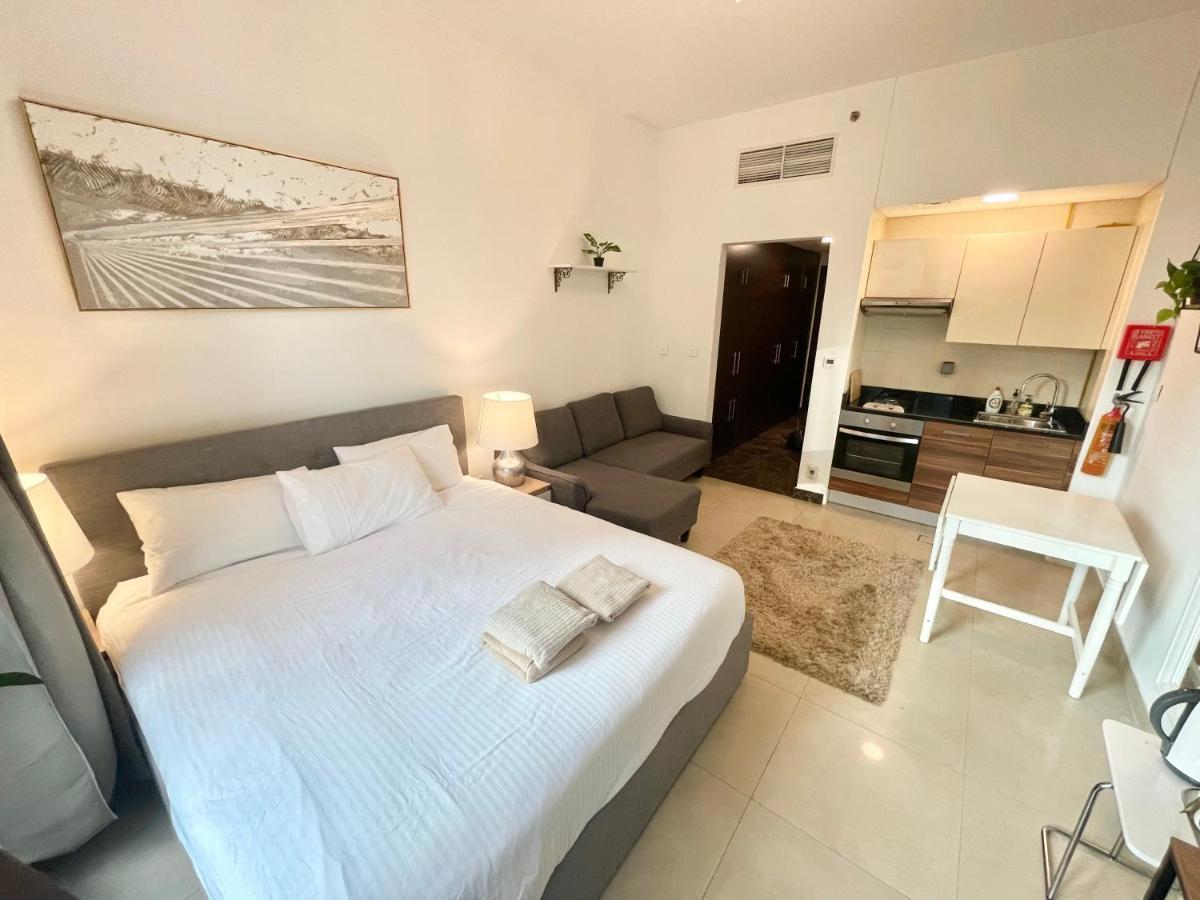Super Elegant Studio Apartment-Sparkle Tower By Sweet Homes Dubai Buitenkant foto