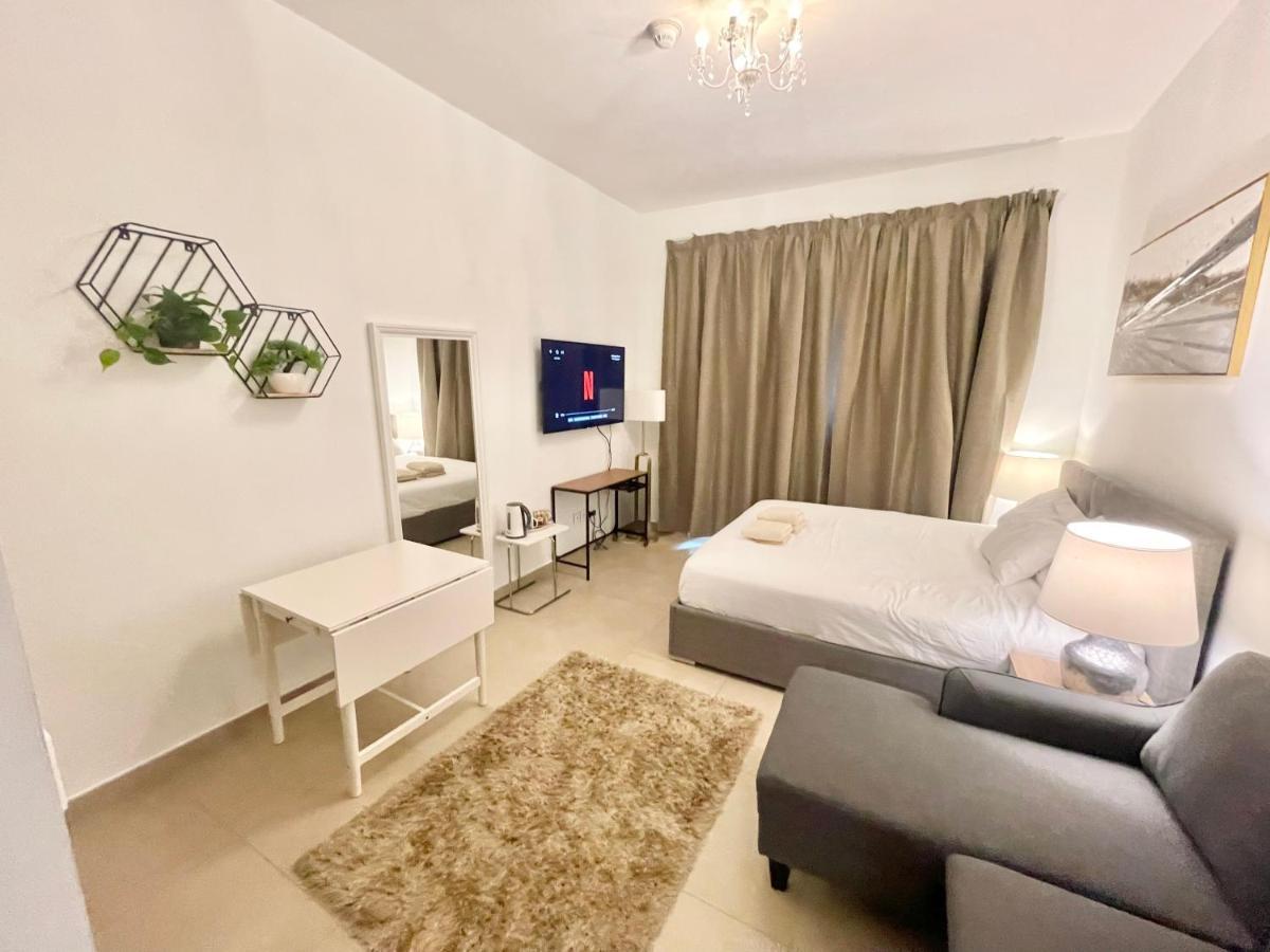 Super Elegant Studio Apartment-Sparkle Tower By Sweet Homes Dubai Buitenkant foto